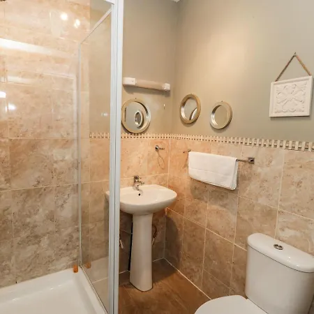 3 Church View Cottages, Holiday home York