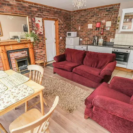 Holiday home 3 Church View Cottages, *